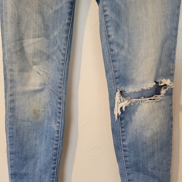 Madewell 9" High Riser Skinny Skinny Jeans 27 Light Wash Distressed Denim - Picture 3 of 8